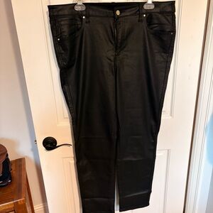 Chicos shiny black pleather appearance pants skinny jeans fake leather sheen